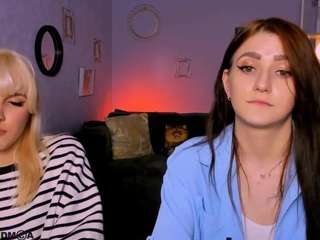 lola-sun12 Live Webcam on CamSoda