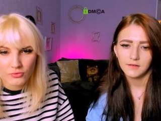 lola-sun12 Live Webcam on CamSoda
