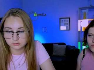 lola-sun12 Live Webcam on CamSoda