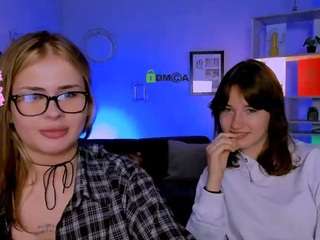 lola-sun12 Live Webcam on CamSoda