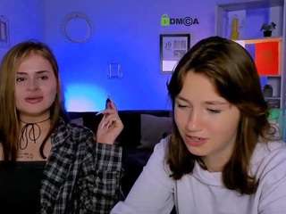 lola-sun12 Live Webcam on CamSoda