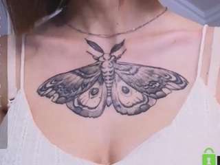 sonia-jones Live Webcam on CamSoda