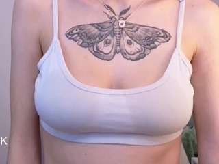 sonia-jones's CamSoda show and profile