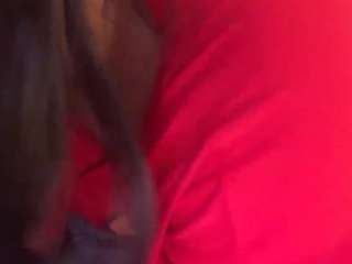 Live webcam model yourmamisol on Soda Cams