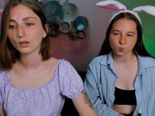 adalina-summer webcam model