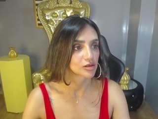 Agatha-Brooks-T