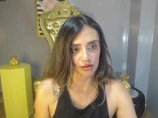 Agatha-Brooks-T