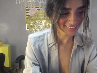 Agatha-Brooks-T