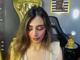 agatha-brooks-t Yoga live webcam