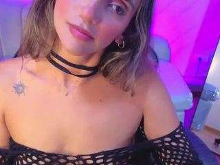 Agatha-Brooks-T