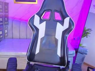 Agatha-Brooks-T live webcam show