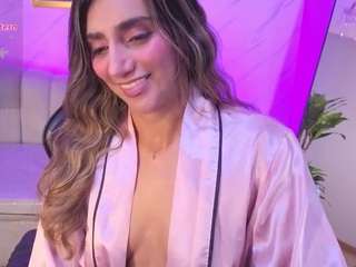 agatha-brooks-t