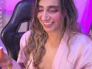 agatha-brooks-t