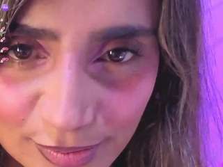 agatha-brooks-t
