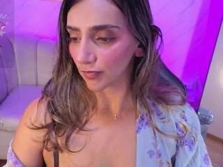 agatha-brooks-t
