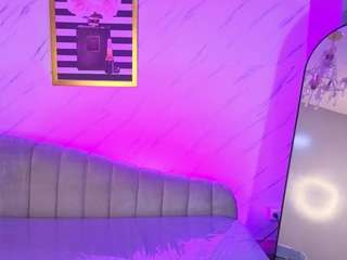 agatha-brooks-t