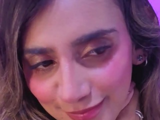 agatha-brooks-t