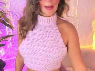 agatha-brooks-t