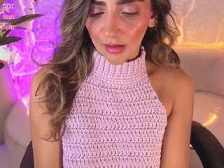 agatha-brooks-t