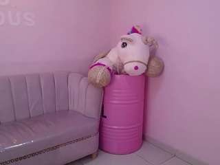 alexa-olmos-a webcam