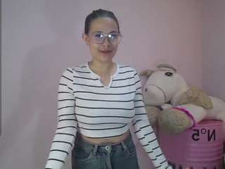 alexa-olmos-a