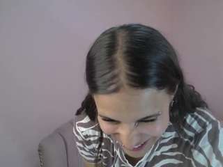 alexa-olmos-a Webcam Model Profile