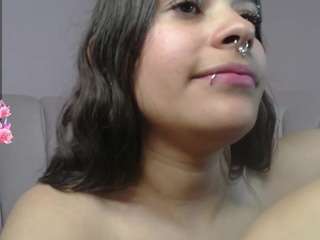 alexa-olmos-a