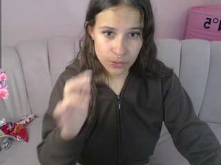 alexa-olmos-a