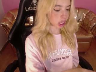 alina-lee-t