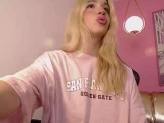 alina-lee-t Live Webcam on CamSoda