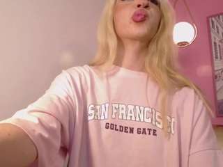 alina-lee-t Live Webcam on CamSoda