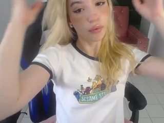 Alina-lee-t