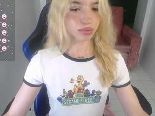 alina-lee-t Live Webcam on CamSoda