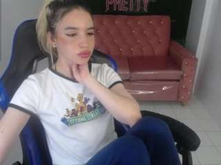 Alina-Lee-T