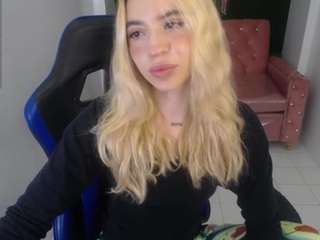  alina-lee-t chat room
