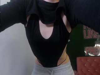 Alina-Lee-T
