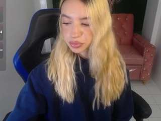  alina-lee-t chat room