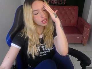 alina-lee-t webcam