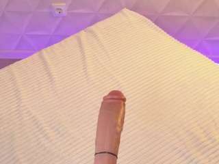 blowoow live cam profile