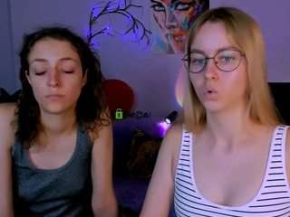 danna-li Live Webcam on CamSoda