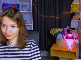  danna-li chat room