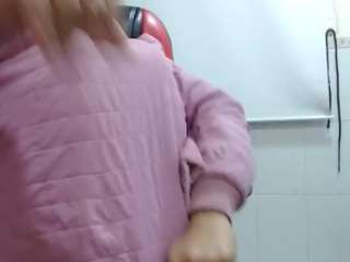 emmamorgan-kh Live Webcam on CamSoda