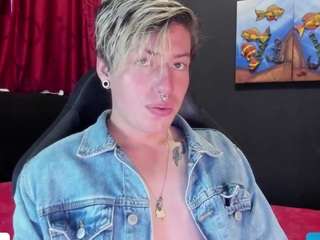 finn-amstrong webcam