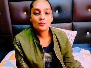indiannadiaxxx Live Webcam on CamSoda