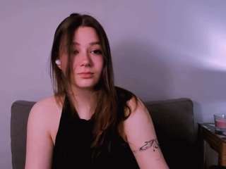 Ten model jest teraz na żywo. katycute69