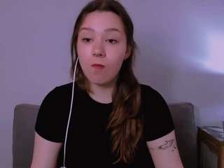Bu model şu anda canlı. katycute69