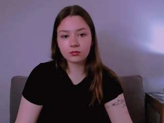 이 모델은 현재 라이브 중입니다. katycute69