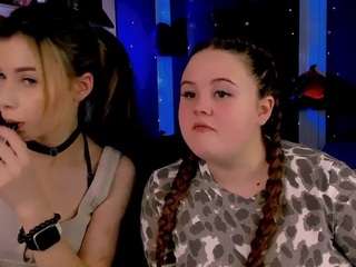 lily-morty's CamSoda show and profile