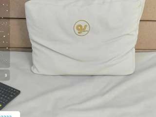 valirya-devote Live Webcam on CamSoda