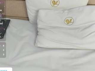 valirya-devote Live Webcam on CamSoda